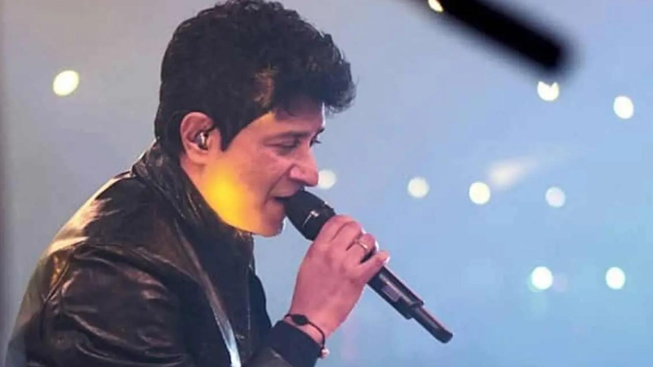 Singer KK's demise: Virat Kohli, Virender Sehwag, Sunil Chhetri and others pay tribute